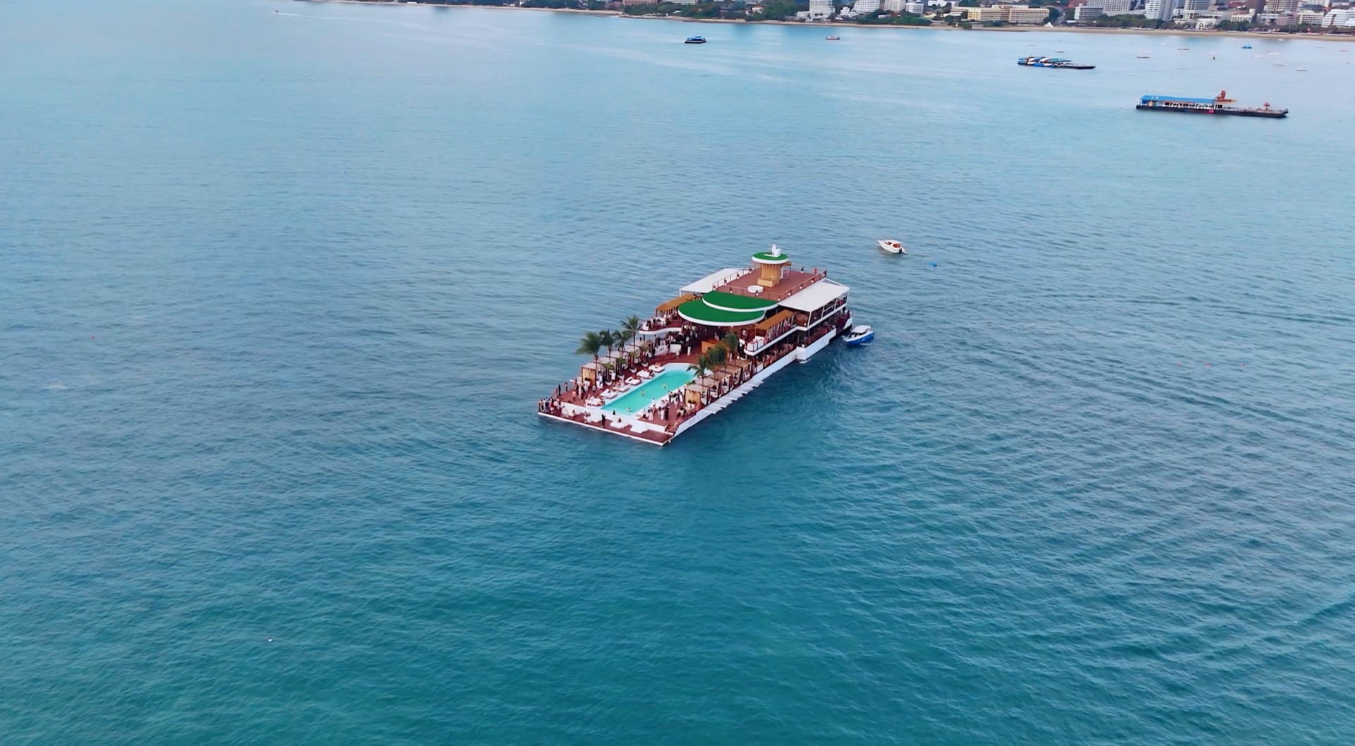 Arriving at Sina by shuttle boat